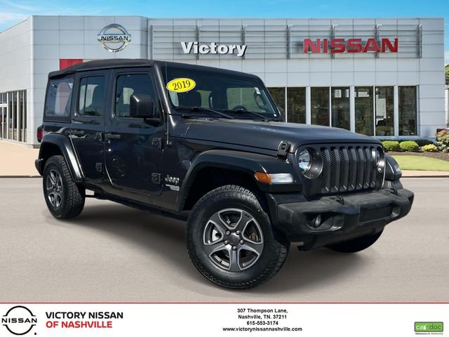 2019 Jeep Wrangler Sport's photo