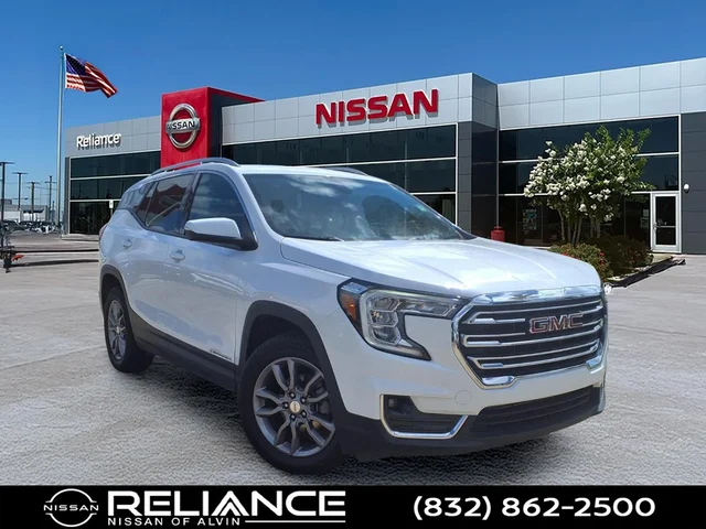 Pre-Owned 2024 GMC Terrain SLT