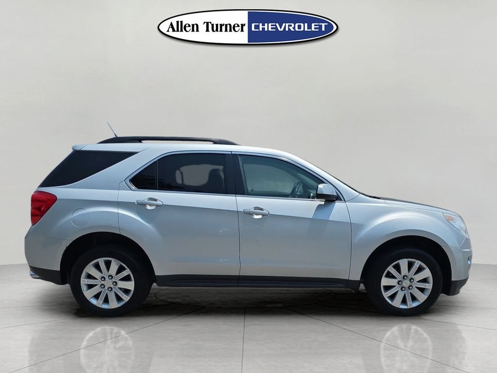 Used 2011 Silver Chevrolet LT image 3