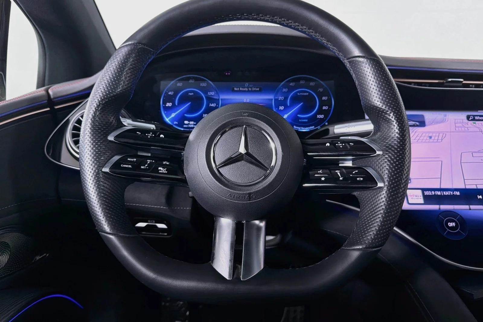 Certified Used 2022 Polar White Mercedes-Benz 580 image 20
