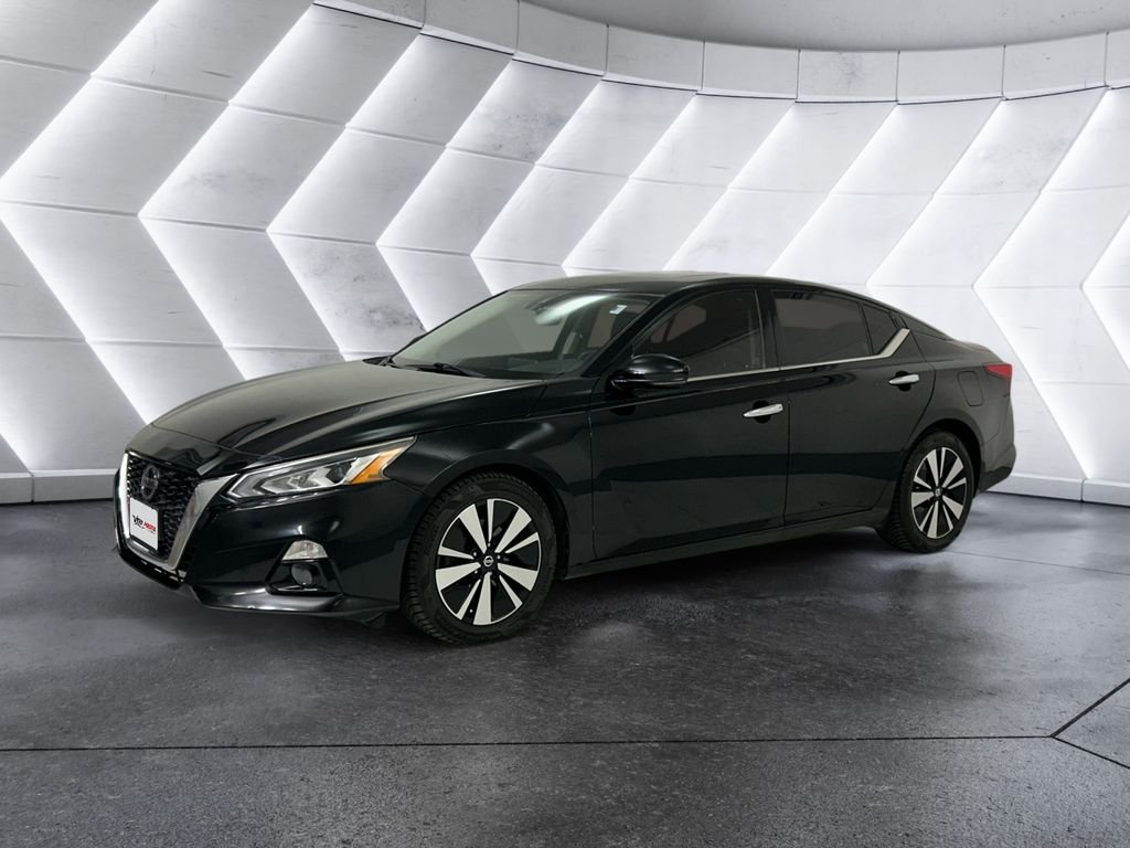Used 2019 Black Nissan 2.5 SV image 3