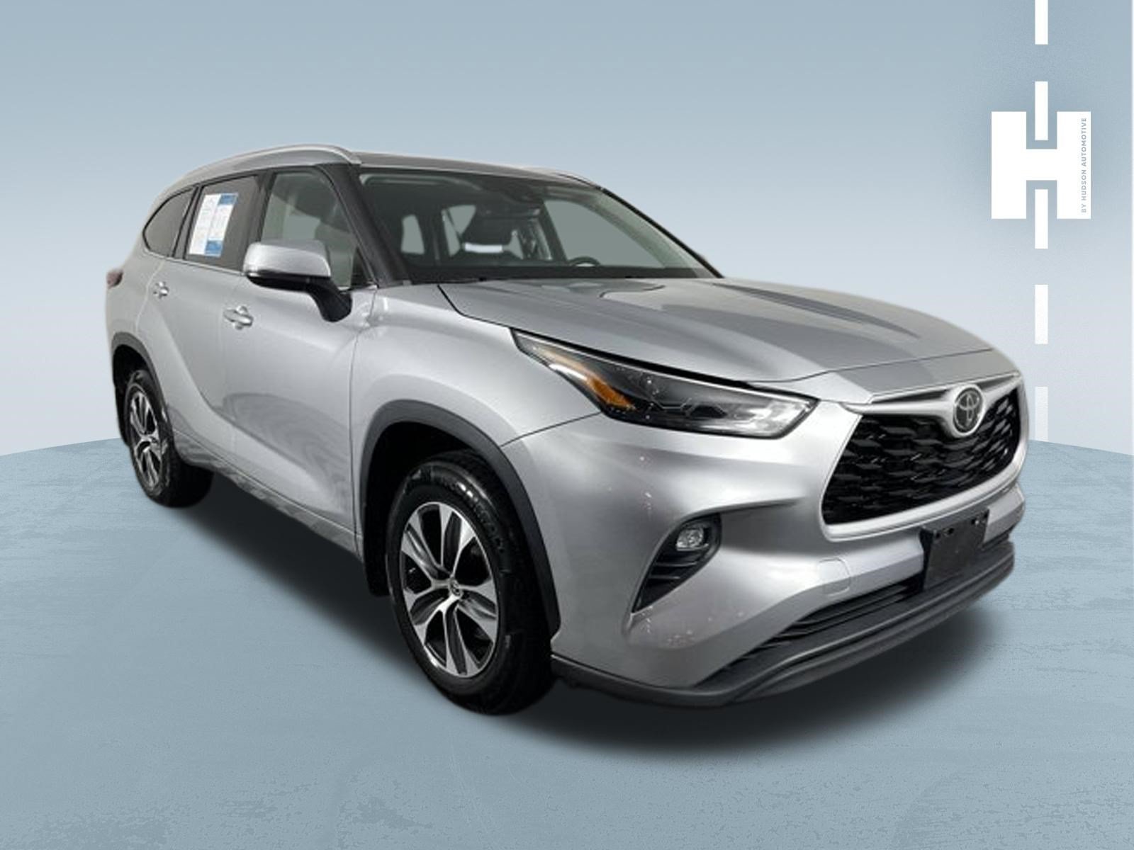 Certified Used 2022 Celestial Silver Metallic Toyota XLE image 1
