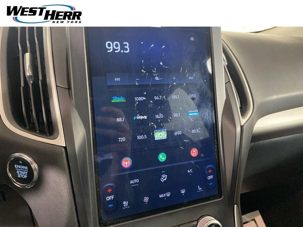 Used 2024 Oxford White Ford SEL image 3