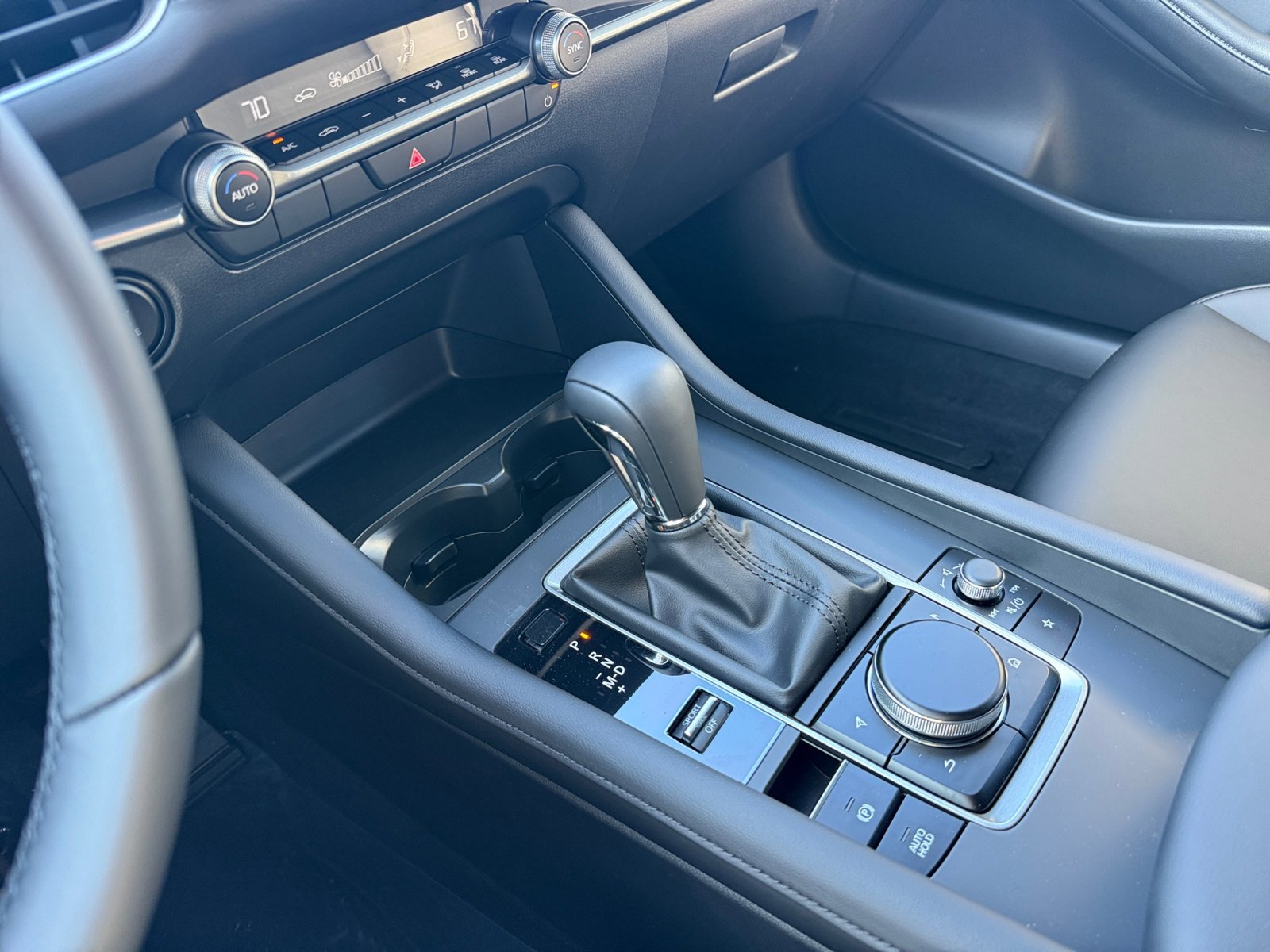 2026 Mazda Mazda3 Select Sport - Photo 13