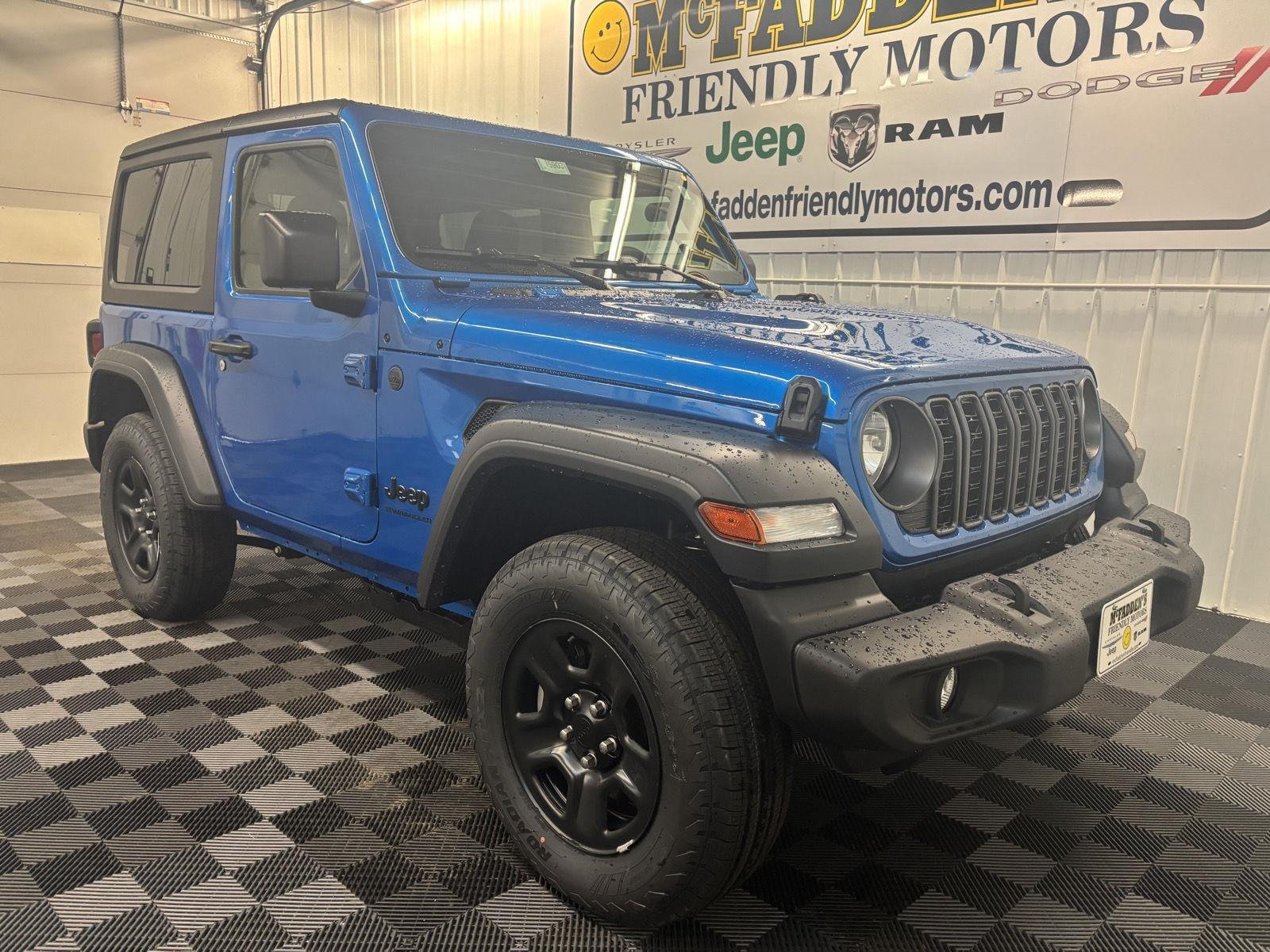 New 2026 Hydro Blue Pearl-Coat Exterior Paint Jeep Sport image 3
