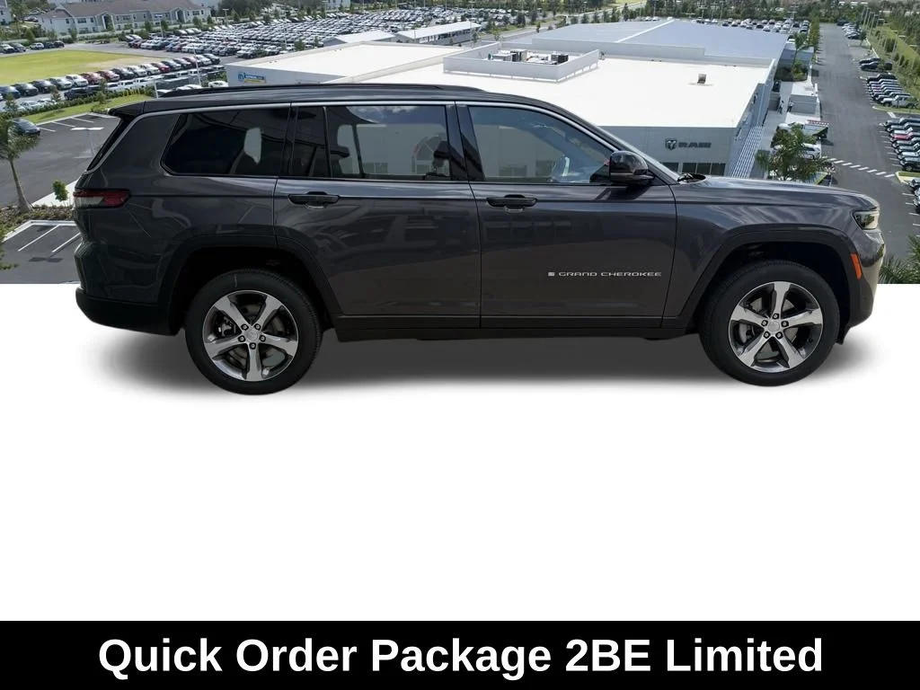 New 2026 Baltic Gray Metallic Clear-Coat Exterior Paint Jeep Limited image 3