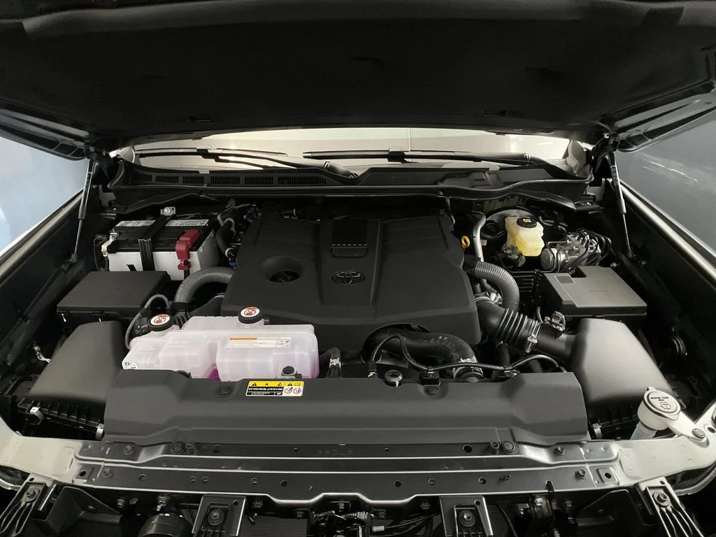 New 2026 Magnetic Gray Metallic Toyota Platinum image 32