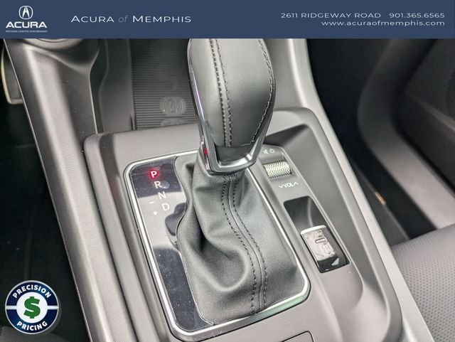 Used 2025 White Alfa Romeo Base image 16