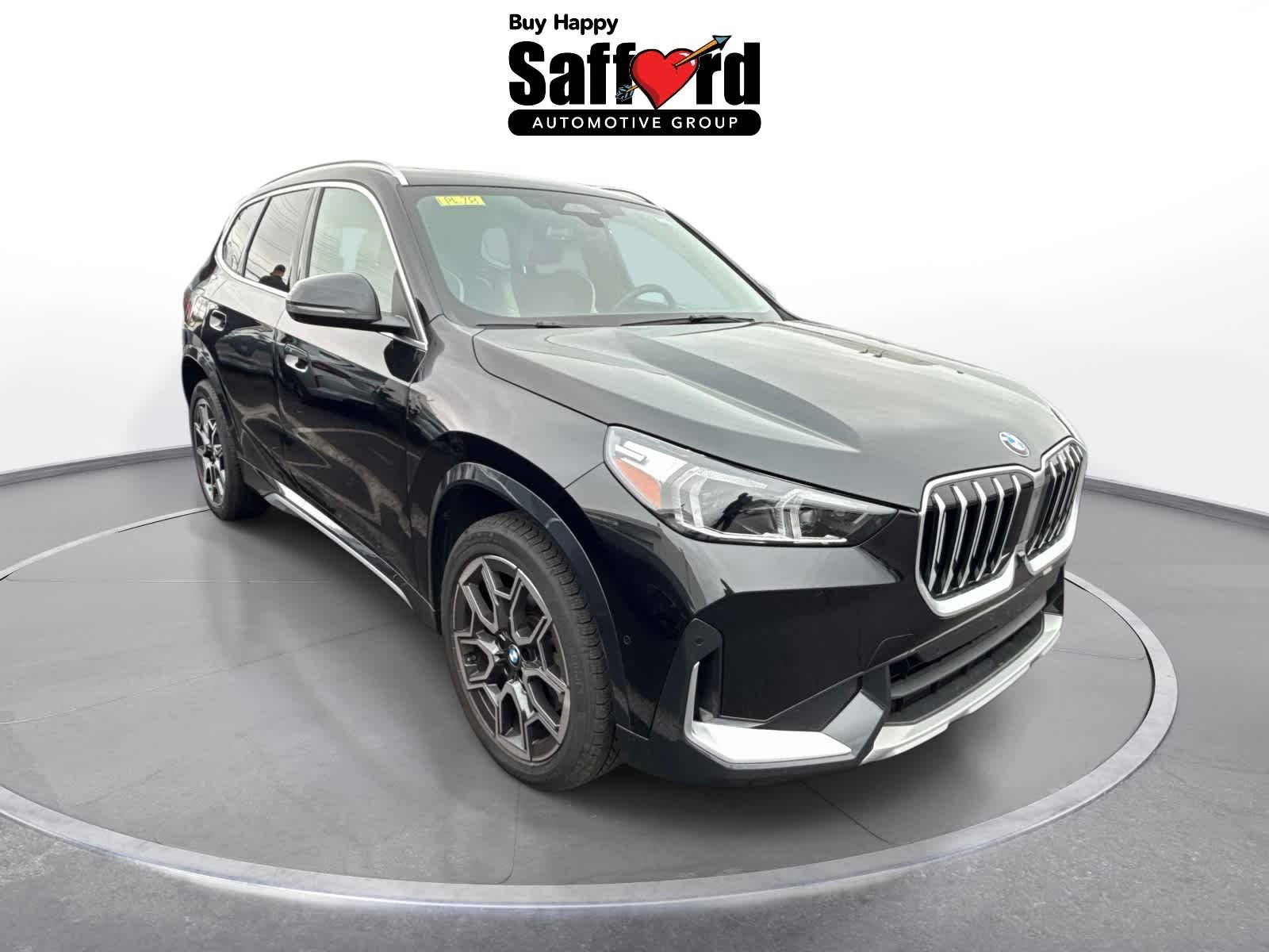Used 2026 Black Sapphire Metallic BMW xDrive28i image 6