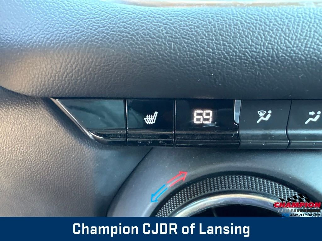 Used 2020 Gray Chevrolet LT image 31