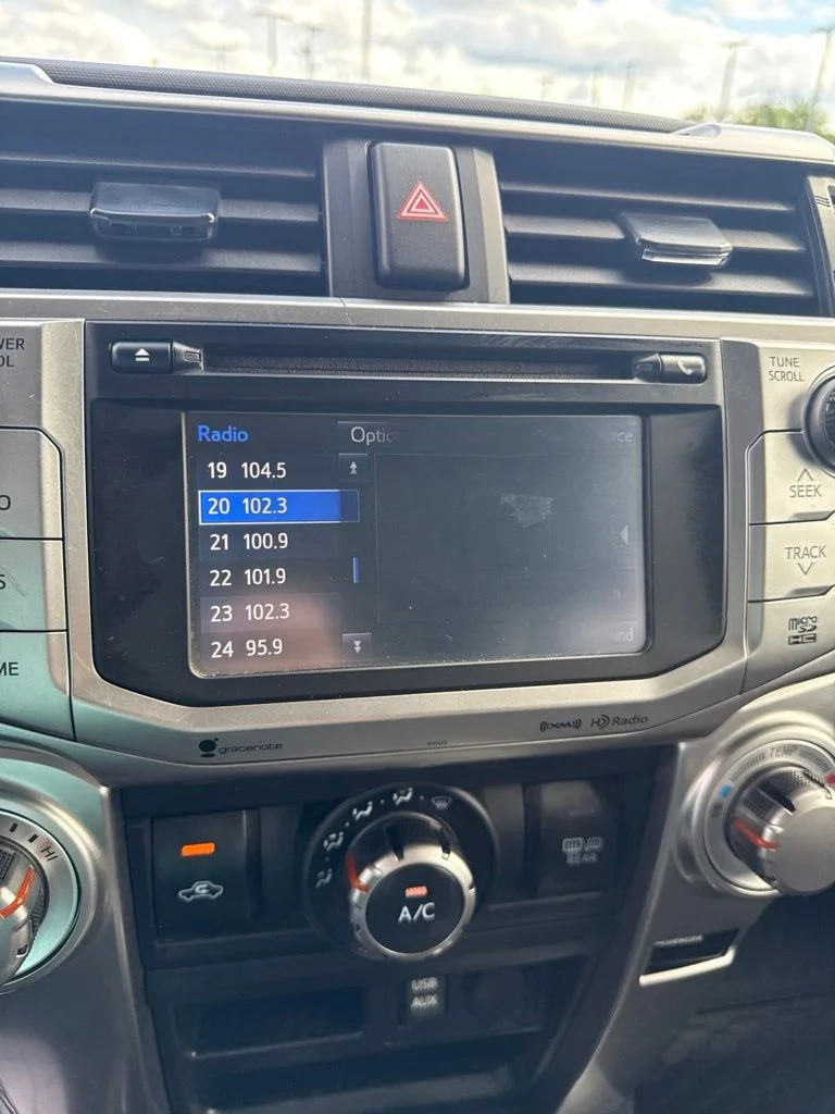 Used 2016 Silver Toyota SR5 image 11
