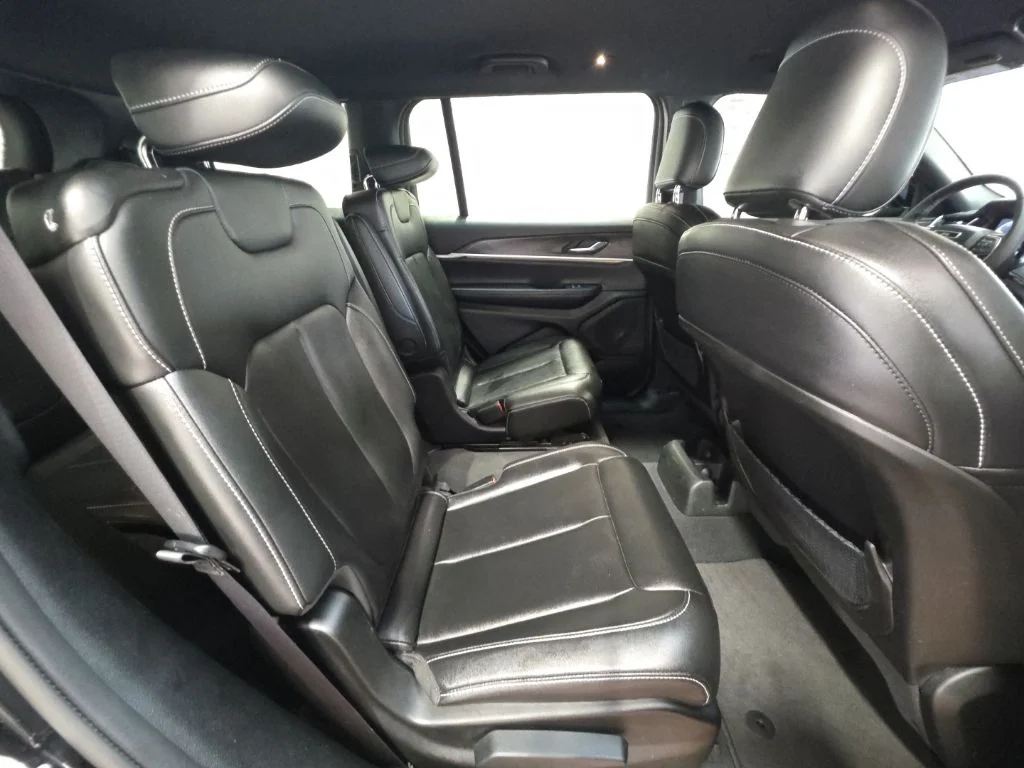 Used 2024 Black Jeep Limited image 11