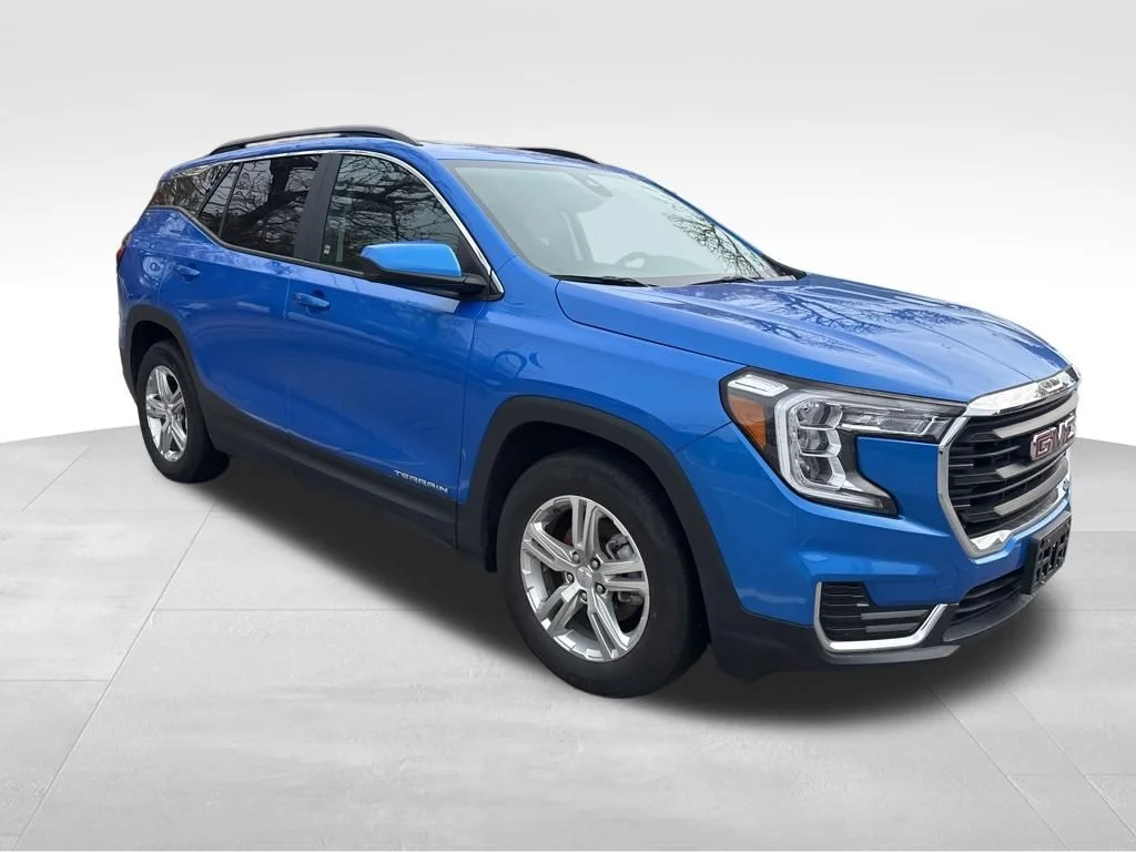 Used 2024 Blue GMC SLE image 11