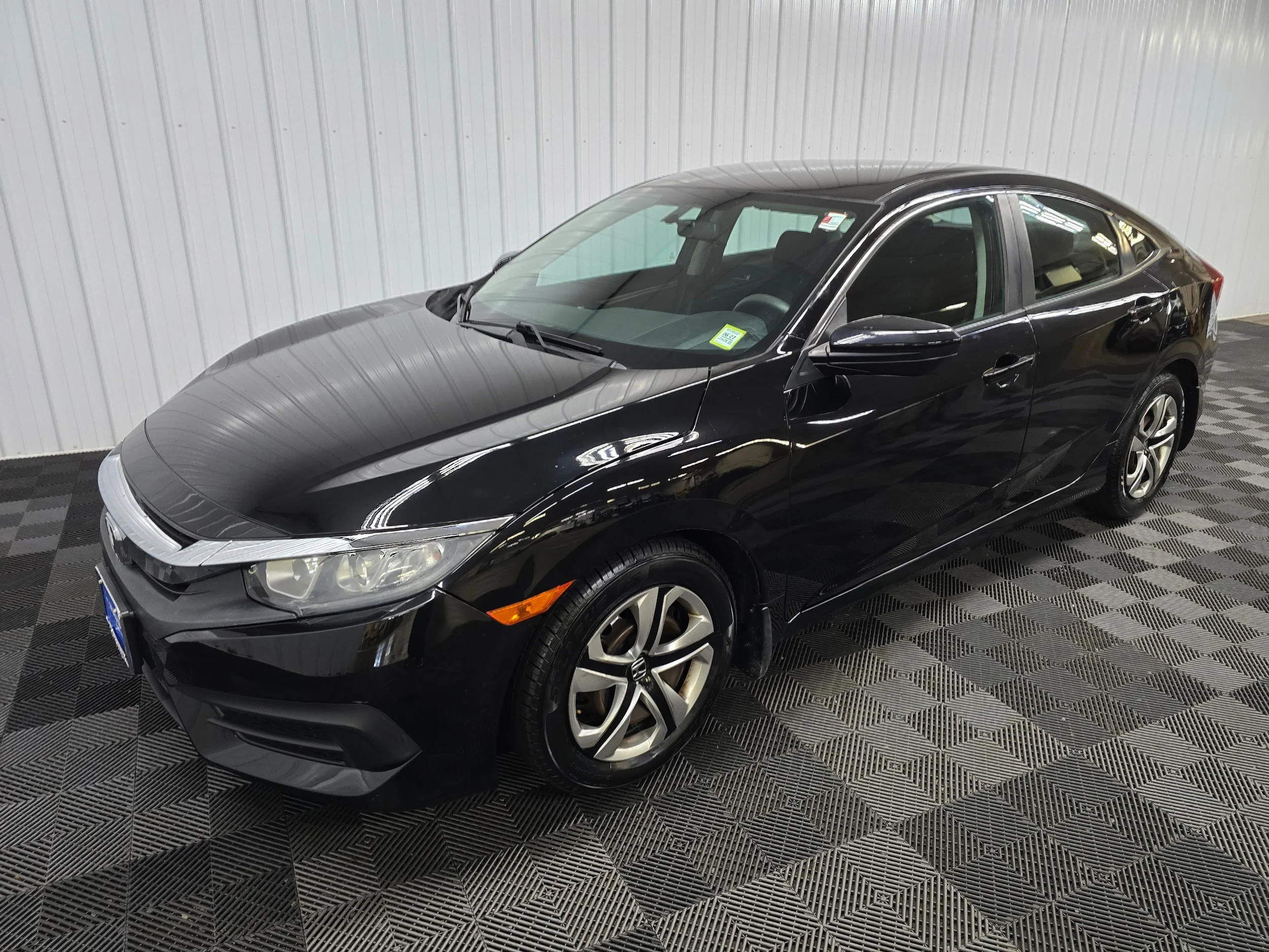 Used 2016 Black Honda LX image 8