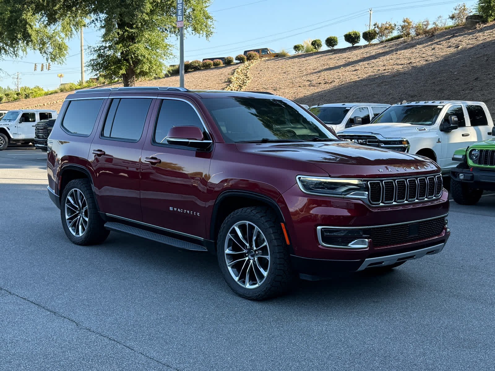 Used 2022 Velvet Red Pearlcoat Jeep Series II image 7