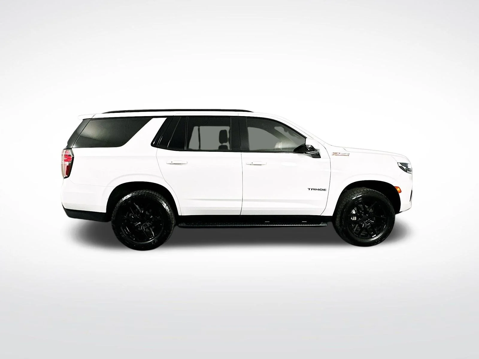Used 2021 Summit White Chevrolet Z71 image 9