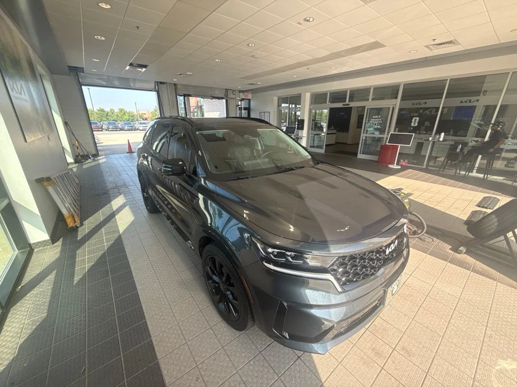 Used 2022 Gray Kia SX-Prestige image 1