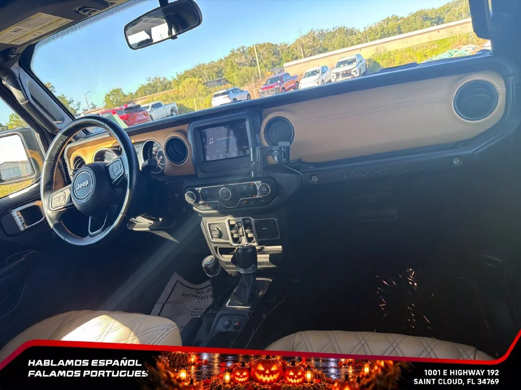 Used 2018  Jeep Sport S image 30