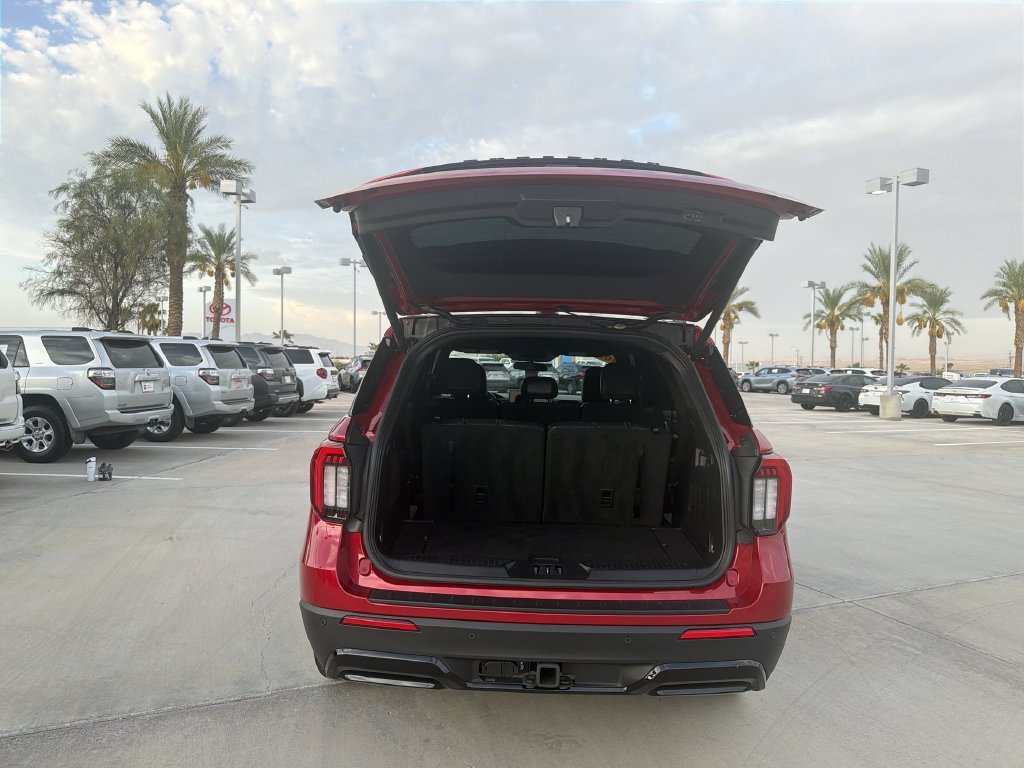 Used 2025 Red Ford ST-Line image 31