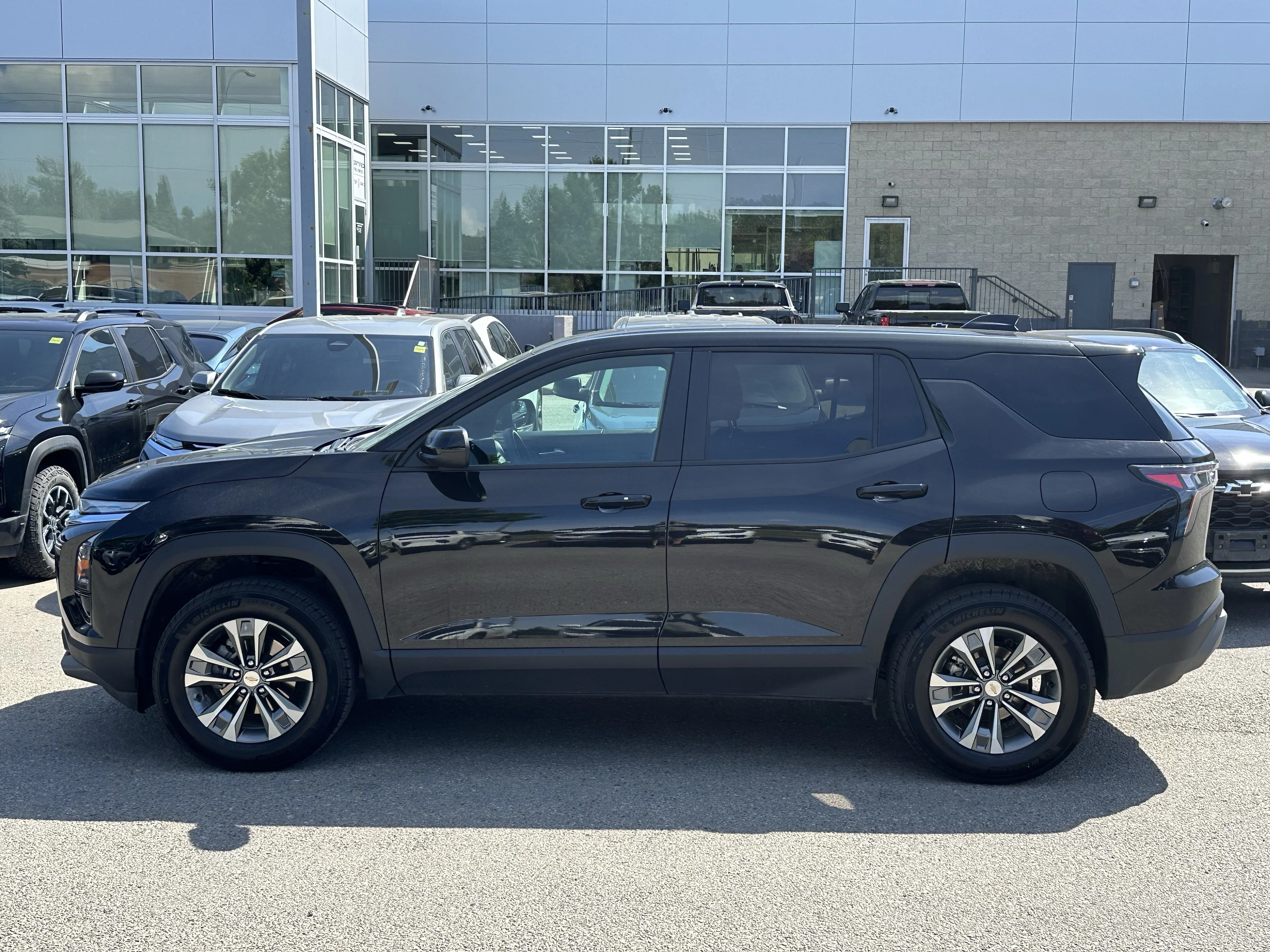 Certified Used 2026  Chevrolet AWD LT image 3
