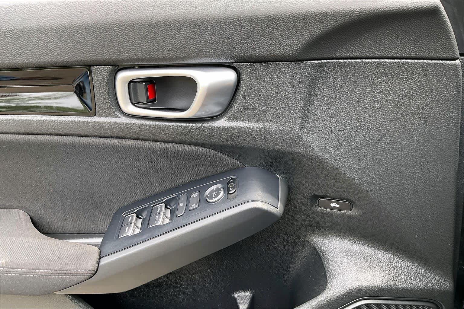 Used 2023 Meteorite Gray Metallic Honda EX image 35