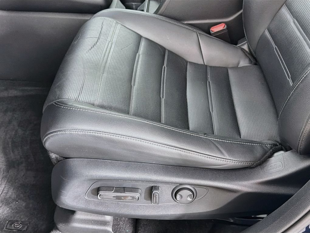 Used 2024  Honda EX-L image 23