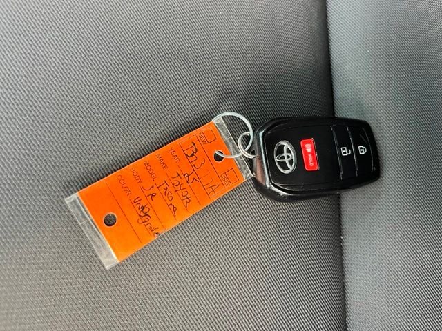 Used 2025  Toyota SR image 15