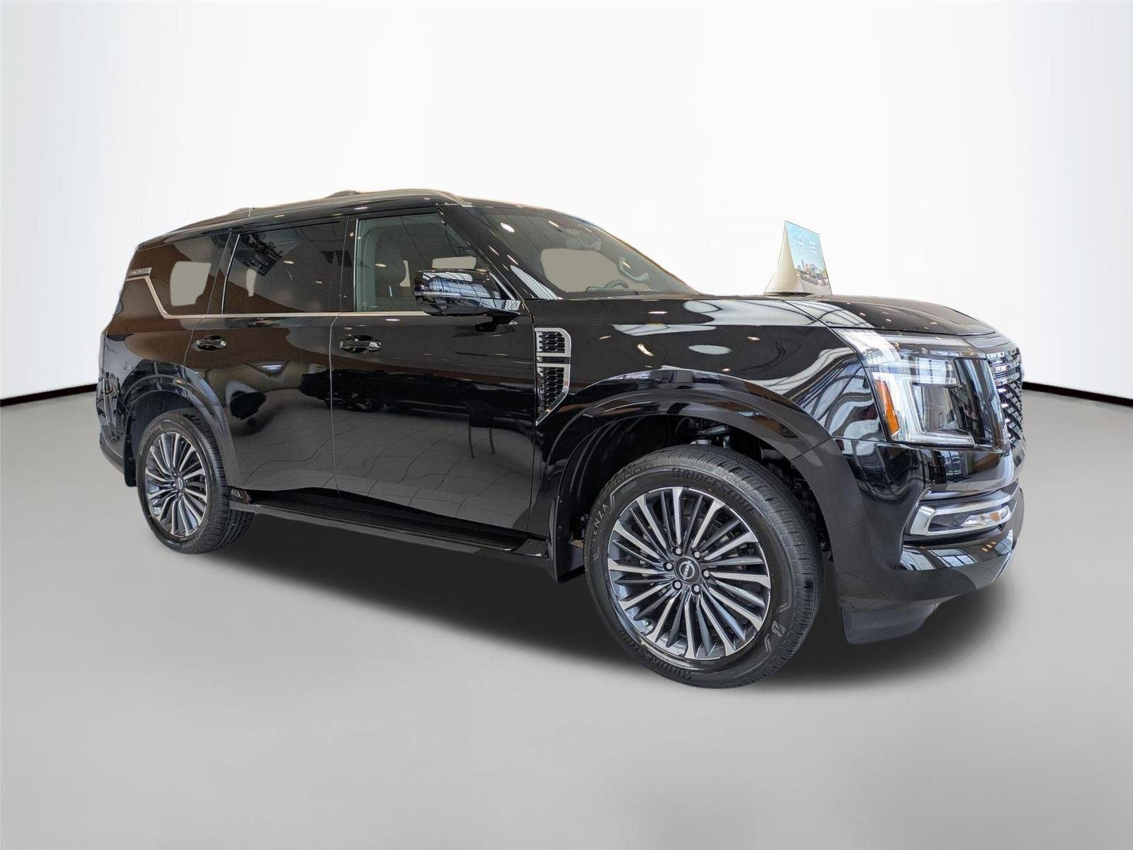 New 2025 Super Black Nissan Platinum Reserve image 5