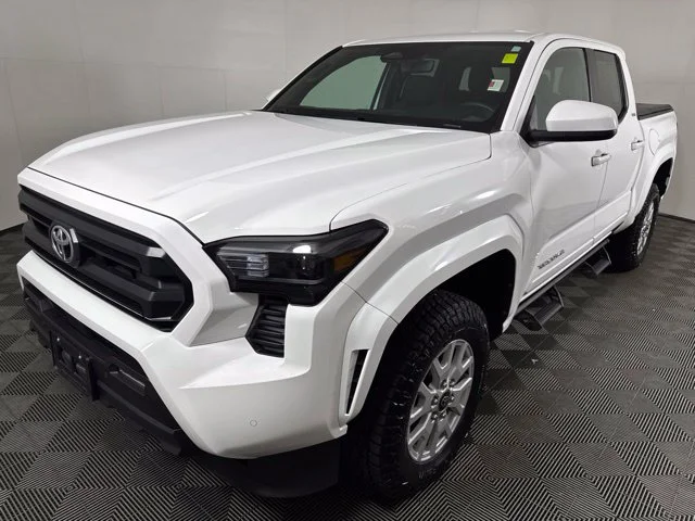 Certified Used 2025 Ice Toyota SR5 image 8