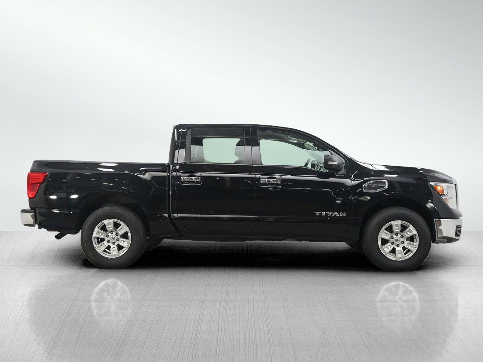 Used 2017 Magnetic Black Nissan SV image 6