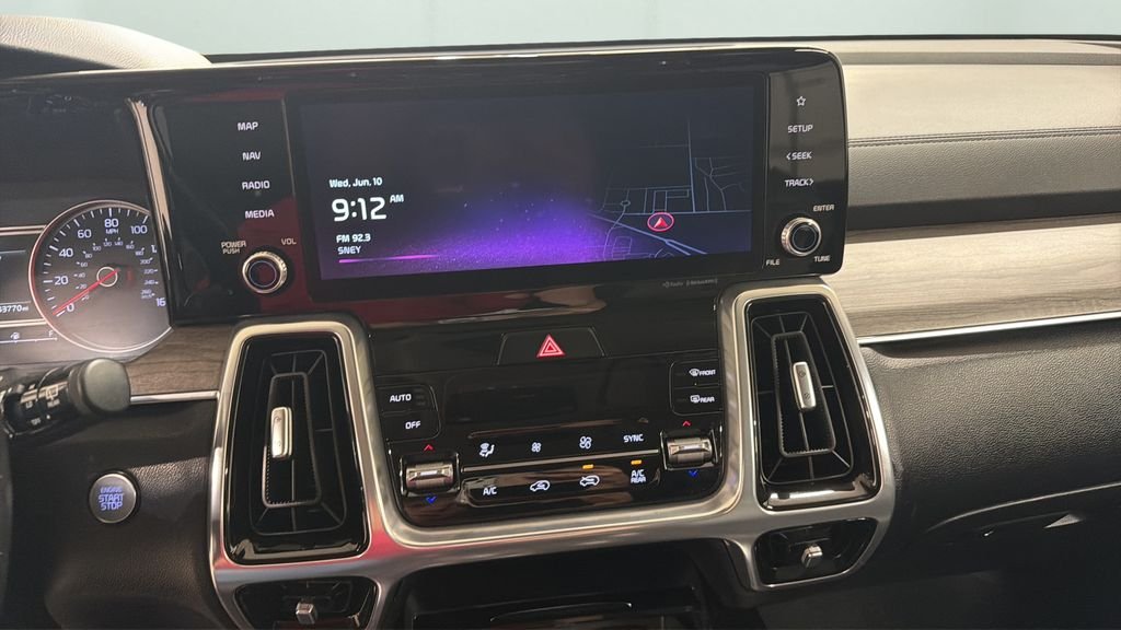 2022 Kia Sorento X-Line EX - Photo 11