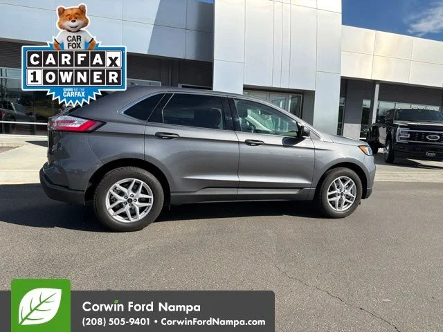 Used 2024 Gray Ford SEL image 5
