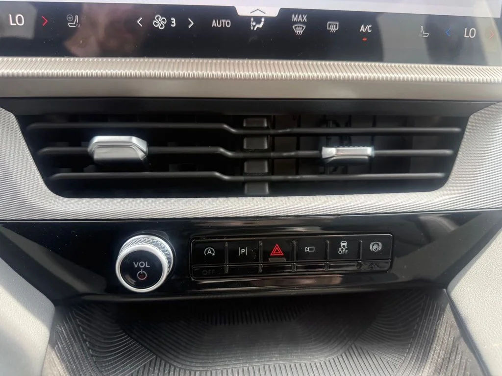 New 2026 Space White Metallic Ford Active image 21