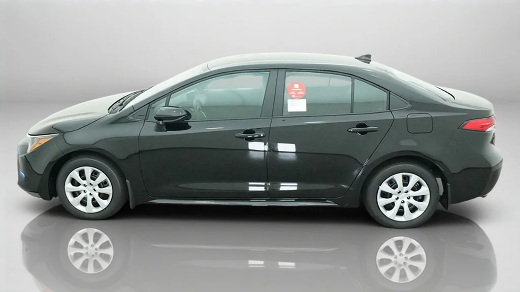 New 2027 Inked Toyota LE image 2