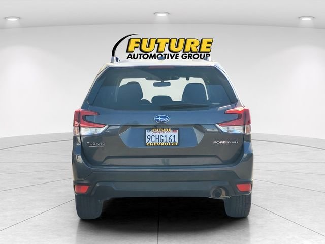 Used 2022 Gray Subaru Premium image 5