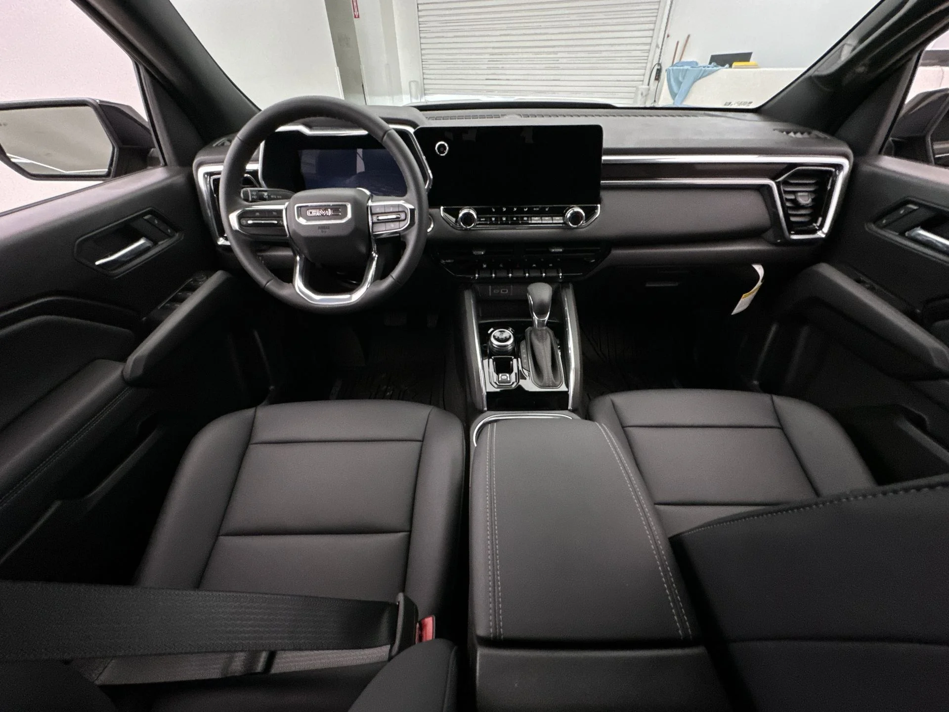 New 2026 Onyx Black GMC Elevation image 76