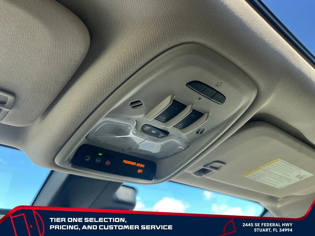 Used 2024 Cinnabar Metallic Buick Avenir image 34