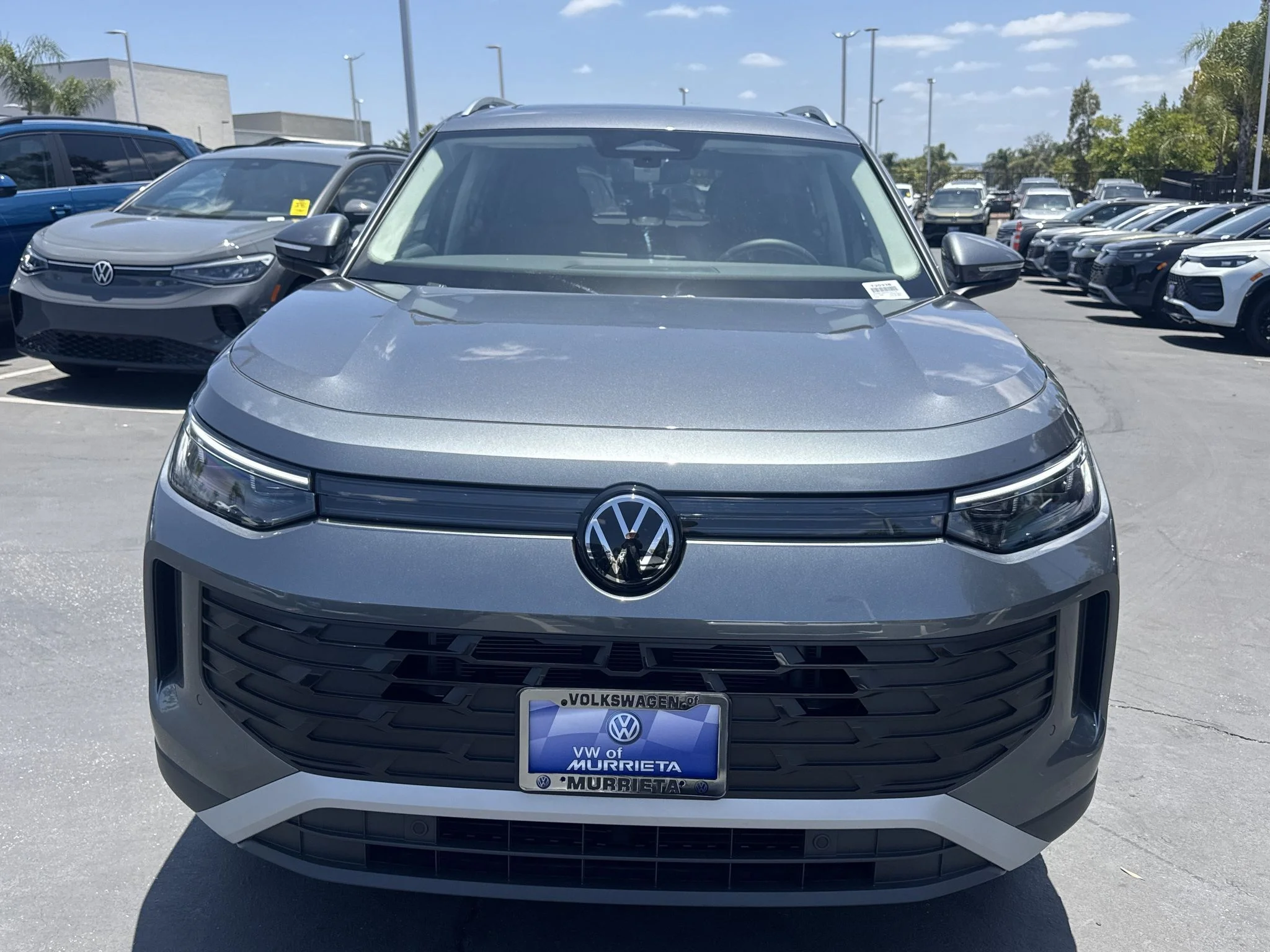 New 2026 Platinum Gray Metallic Volkswagen SE image 2