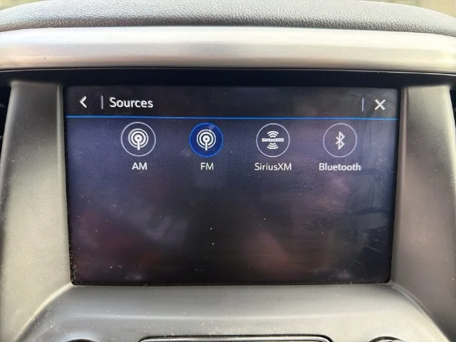 Used 2020 Black GMC SLE image 25