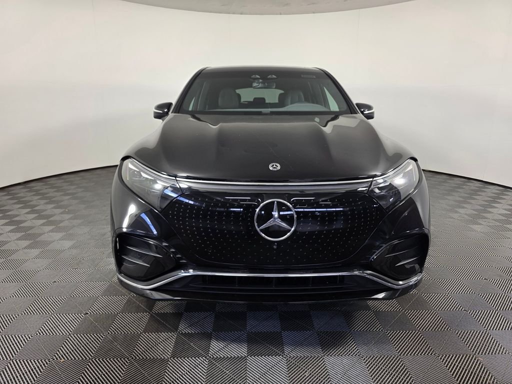 Certified Used 2023 Black Mercedes-Benz 580 image 3