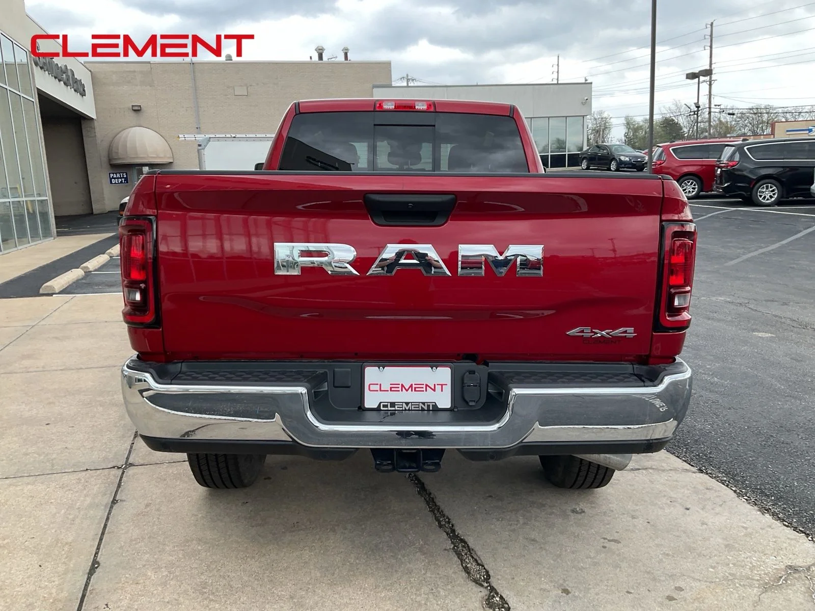 New 2026 Molten Red Pearl-Coat Exterior Paint RAM Tradesman image 6
