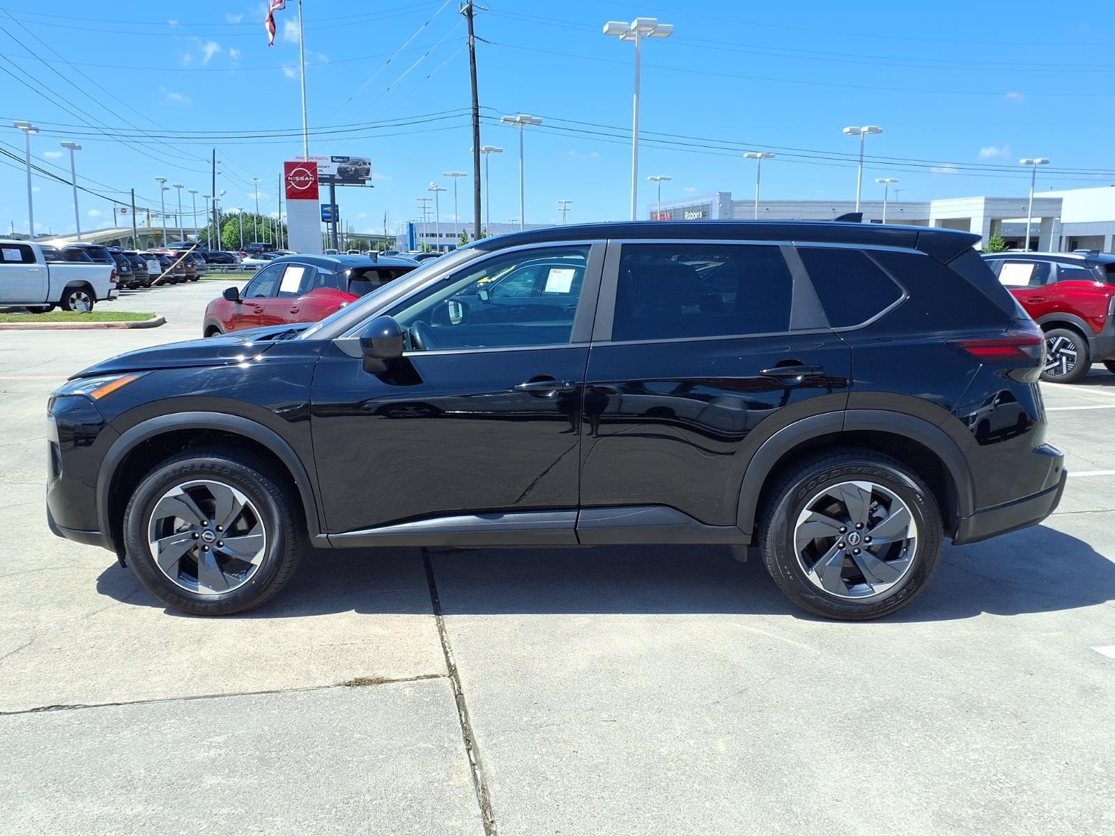 2025 Nissan Rogue SV Black at Robbins Nissan