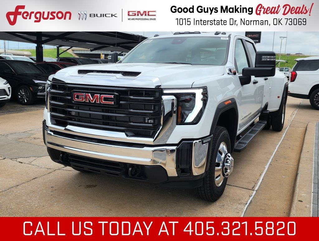 2026 GMC Sierra 3500HD Pro - Photo 7