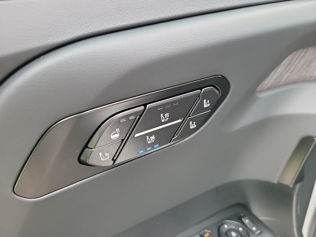 New 2027 Glacial White Pearl Kia X-Line SX Prestige image 24