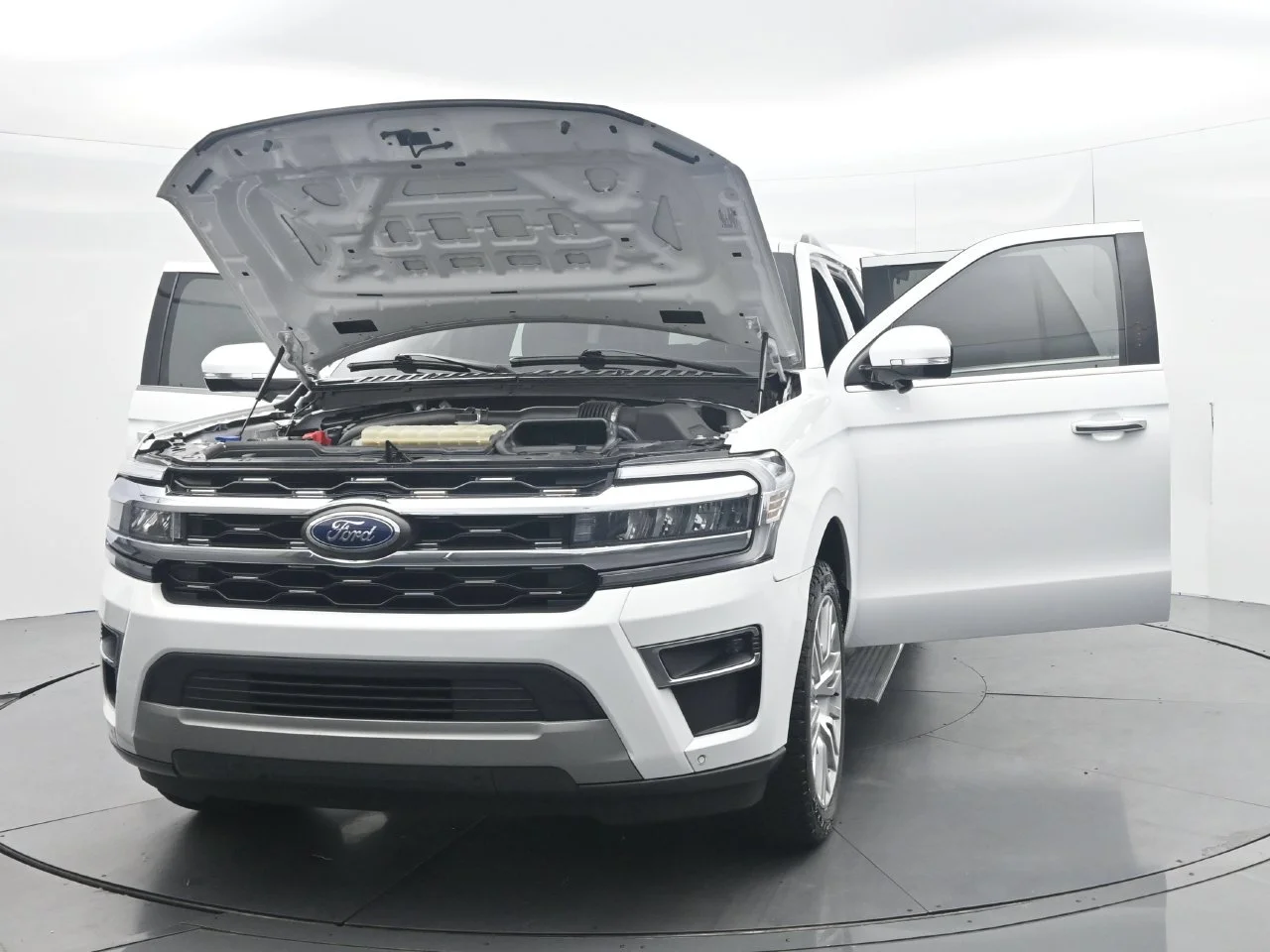 Used 2023 Oxford White Ford Limited image 55