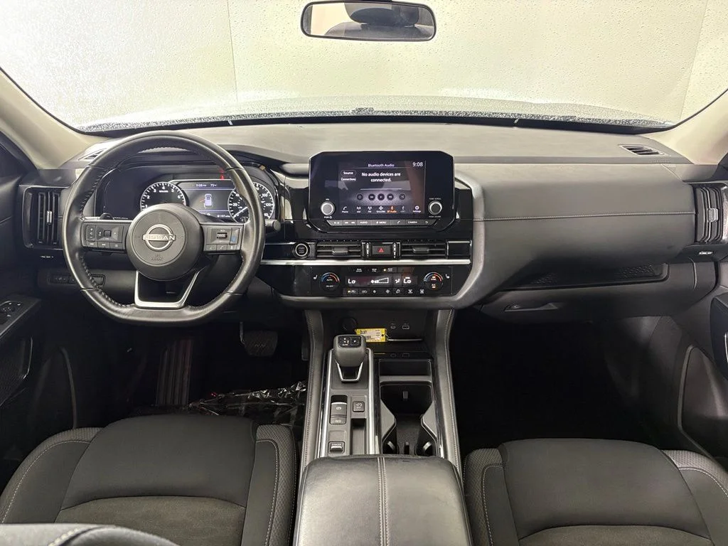 Used 2024 Silver Nissan SV image 41