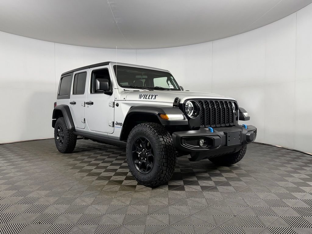 Certified Used 2023 Silver Jeep Willys 4xe image 5