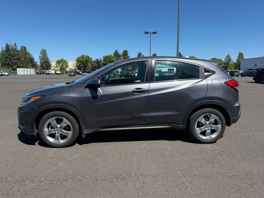 Used 2019 Modern Steel Metallic Honda LX image 4