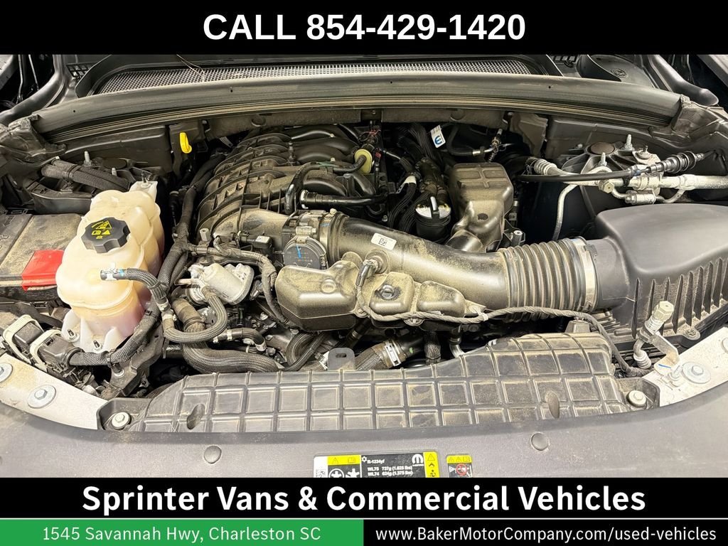 Used 2025 Gray Metallic Jeep Limited image 32