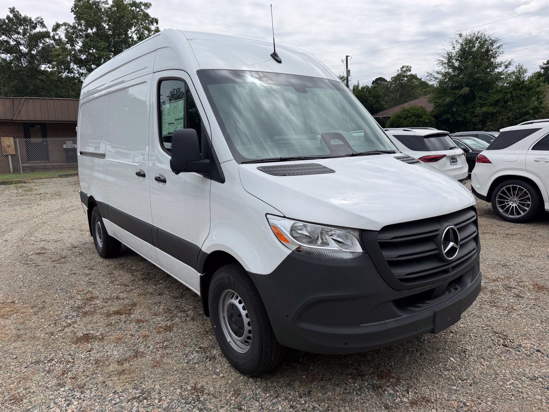 New 2026 Arctic White Mercedes-Benz Cargo 144 WB image 47